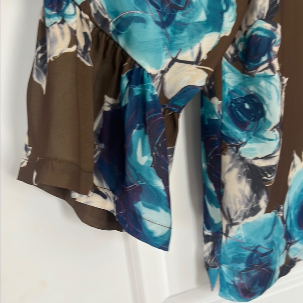 Sweet Pea by Stacy Frati Women's Floral Top - Blue and Army Green/ Brown - Picture 7 of 7